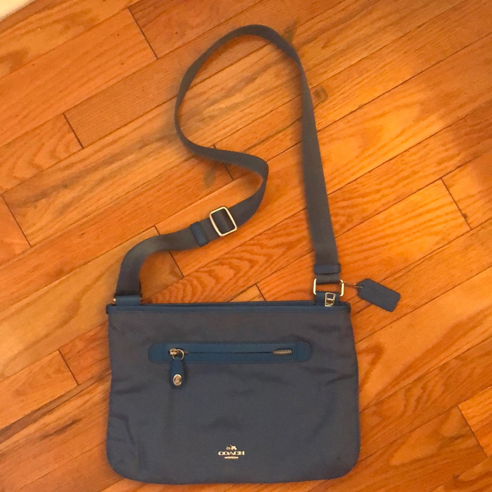 Coach crossbody purse